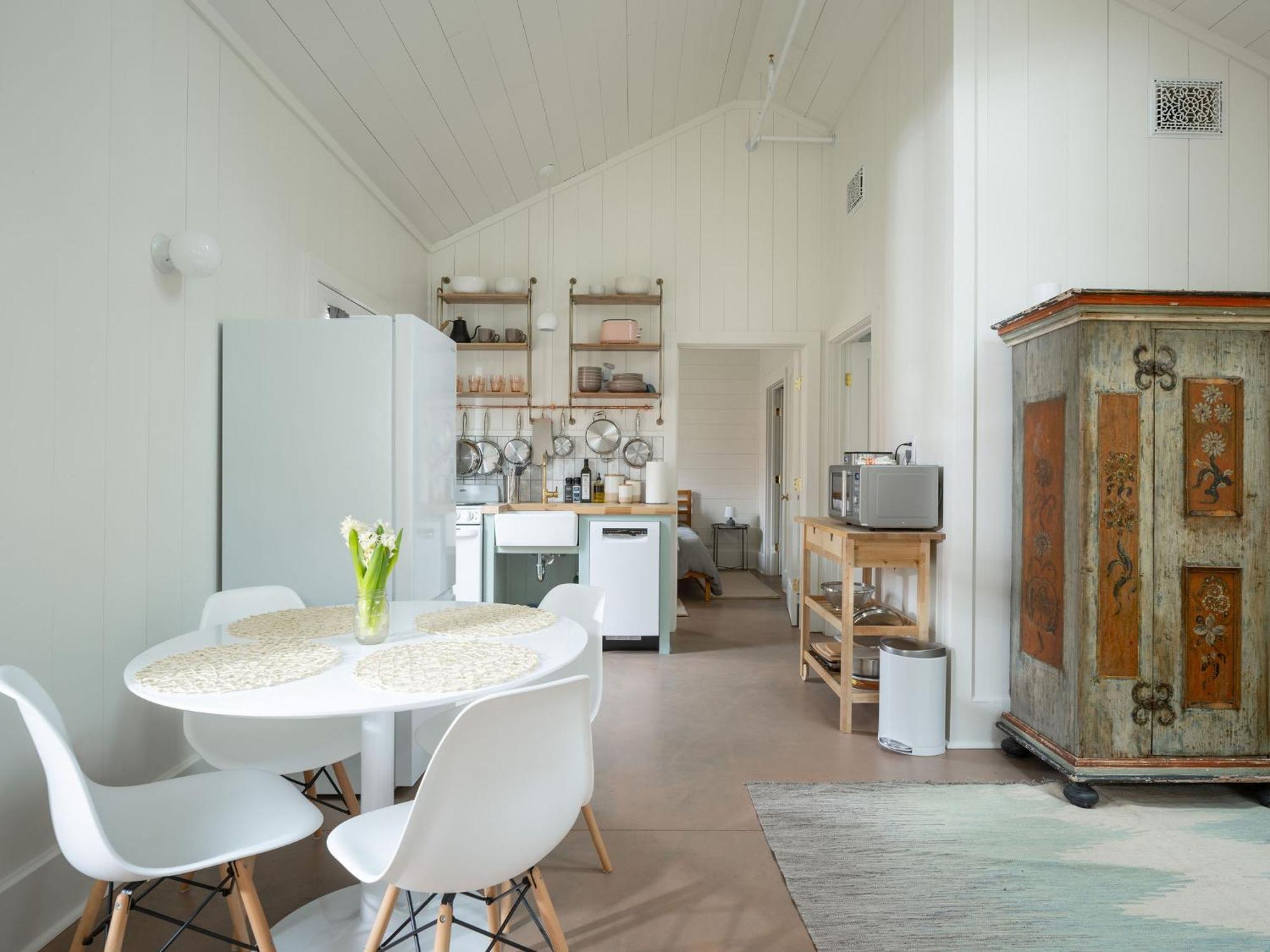 Queen City Bungalow & Cottages เบอร์ลิงตัน ภายนอก รูปภาพ