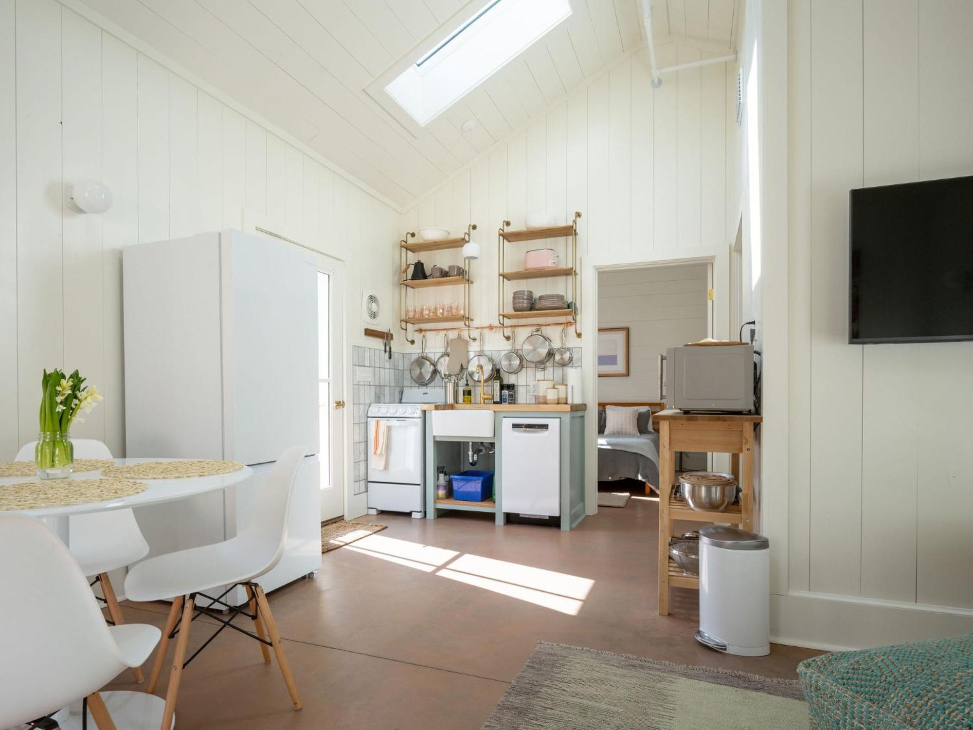 Queen City Bungalow & Cottages เบอร์ลิงตัน ภายนอก รูปภาพ