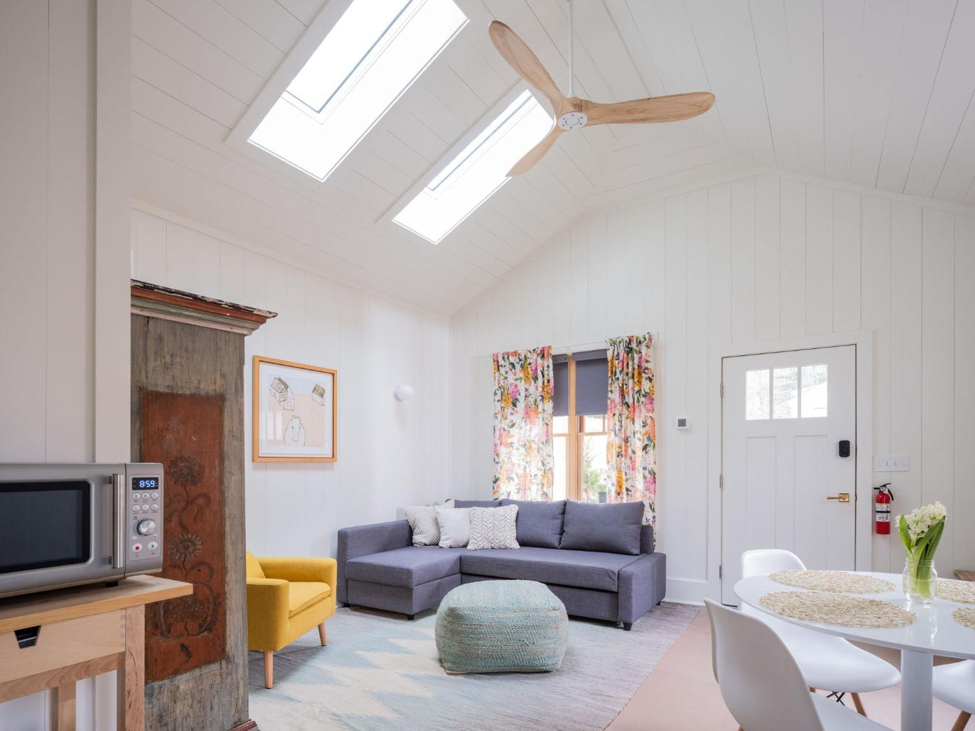 Queen City Bungalow & Cottages เบอร์ลิงตัน ภายนอก รูปภาพ