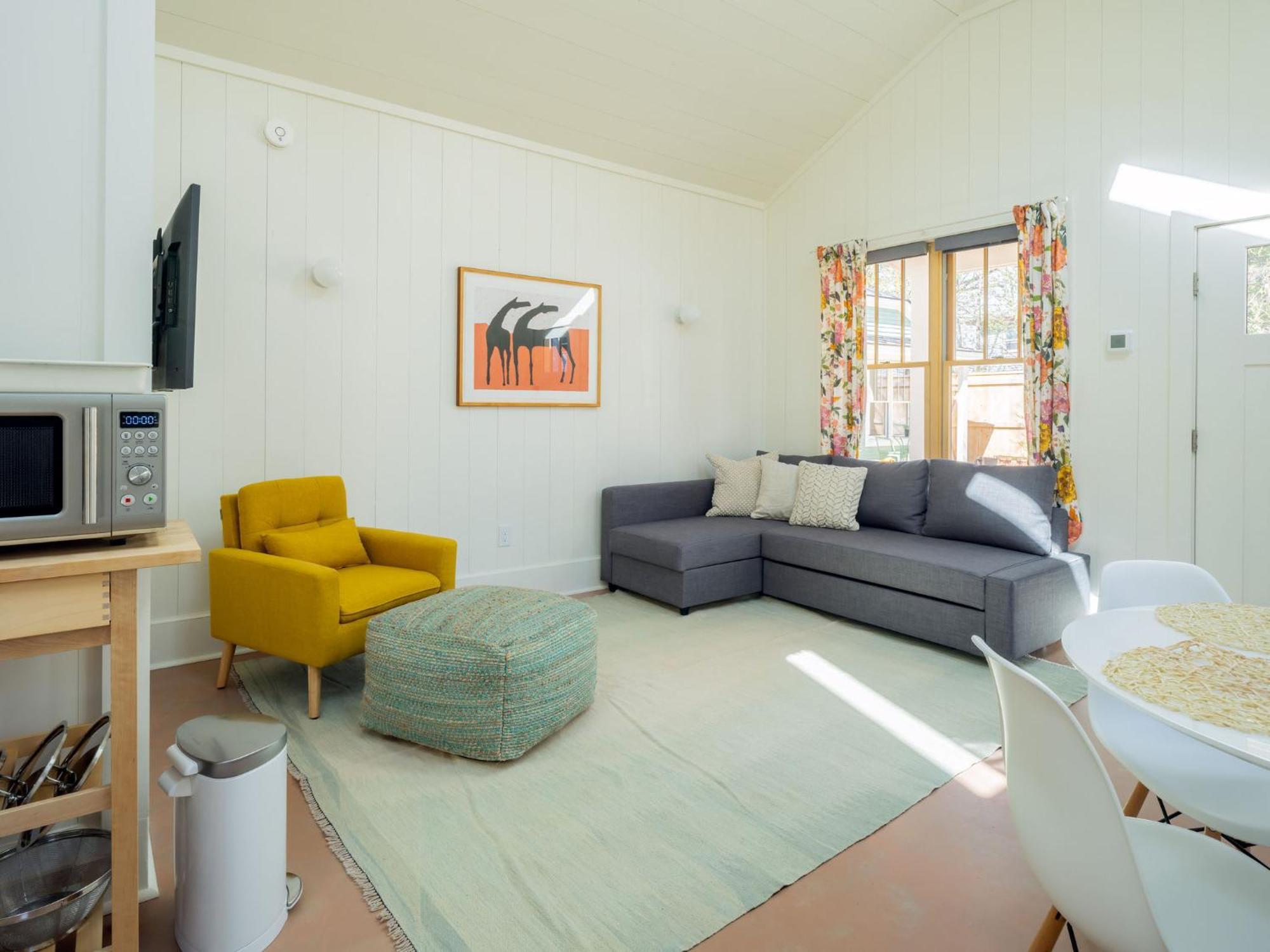 Queen City Bungalow & Cottages เบอร์ลิงตัน ภายนอก รูปภาพ