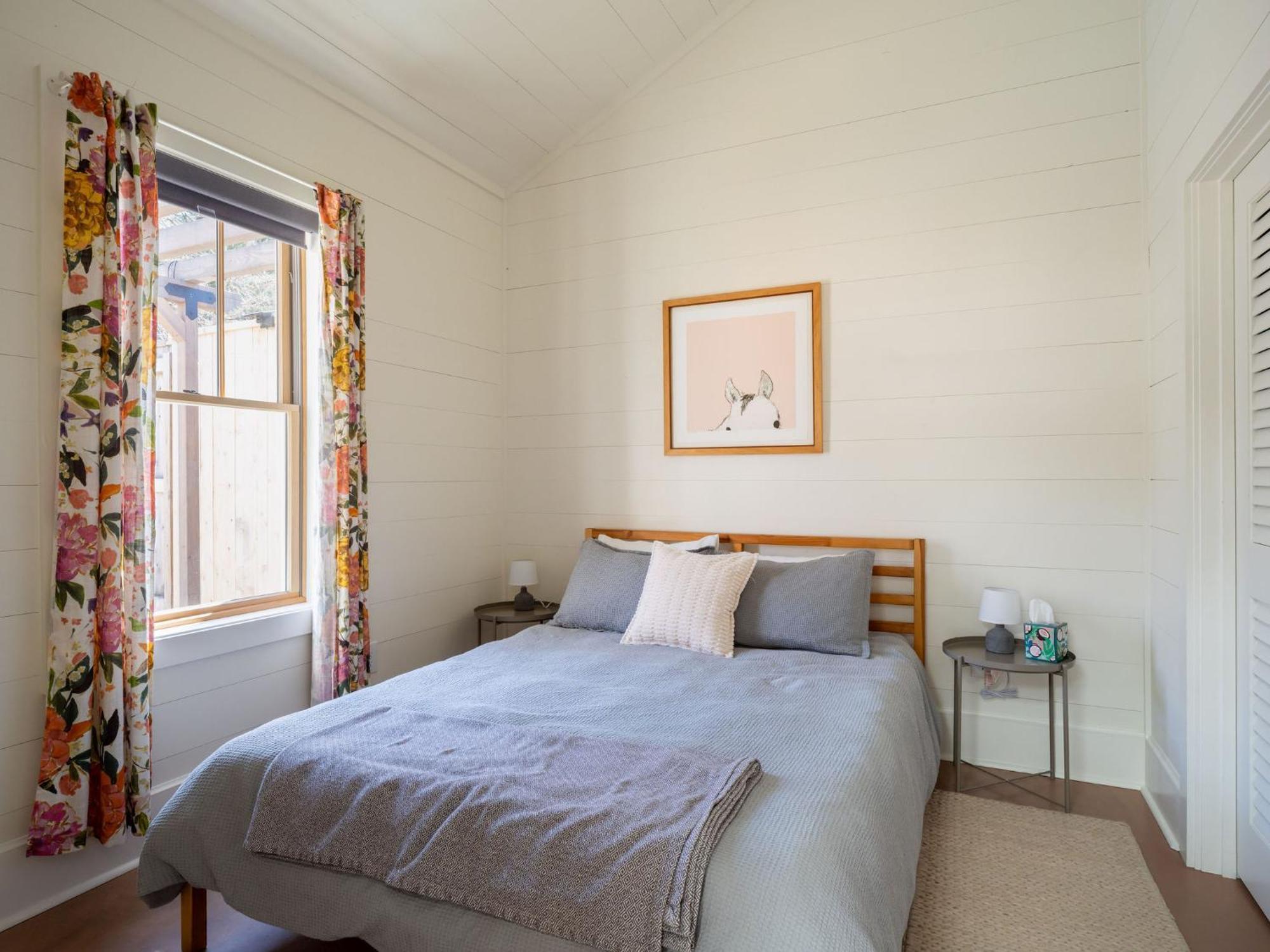 Queen City Bungalow & Cottages เบอร์ลิงตัน ภายนอก รูปภาพ